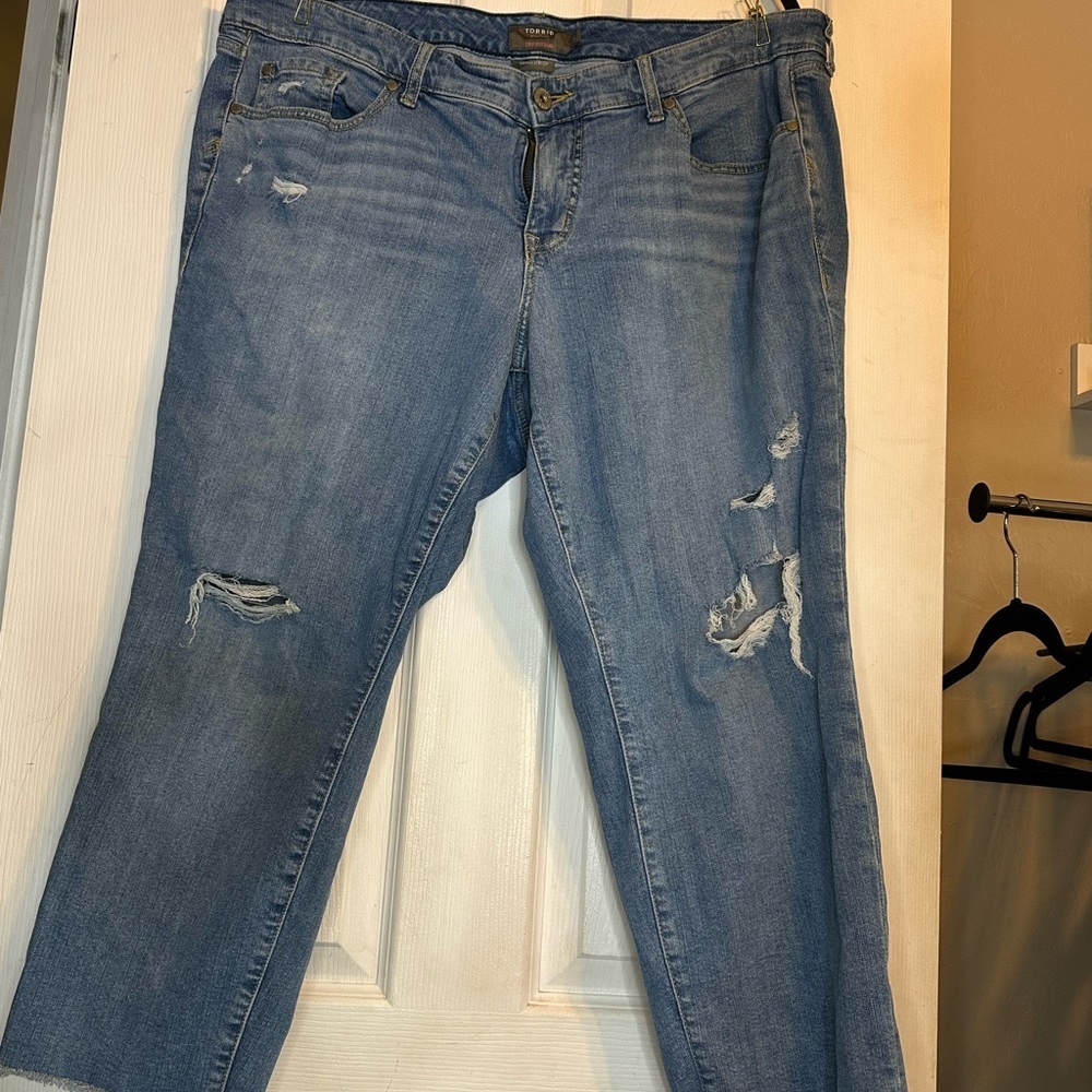 Torrid Blue Ankle Cropped Jeans with Distressed Details